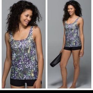 Lululemon Amala Tank floral
